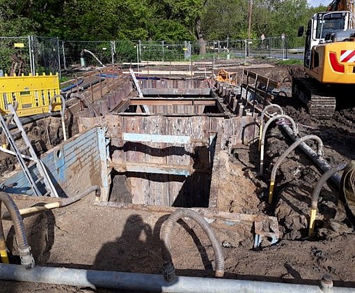 Abwassertransportleitung und Pumpwerk in Steuerwald